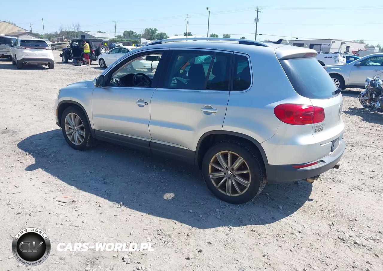 2012 Volkswagen Tiguan Se VIN:WVGBV7AX2CW543149 - 3