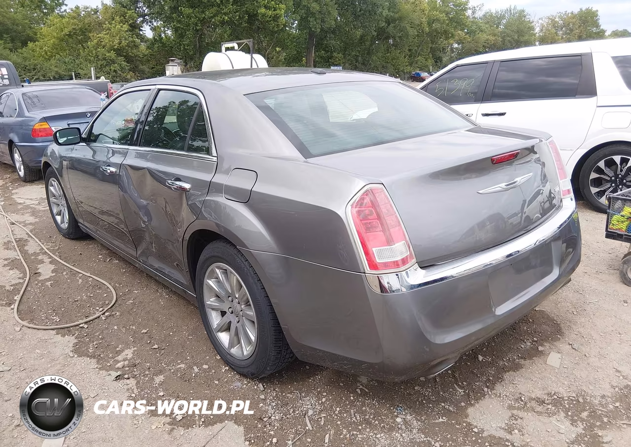 2012 Chrysler 300 Limited VIN:2C3CCACG9CH143309 - 3