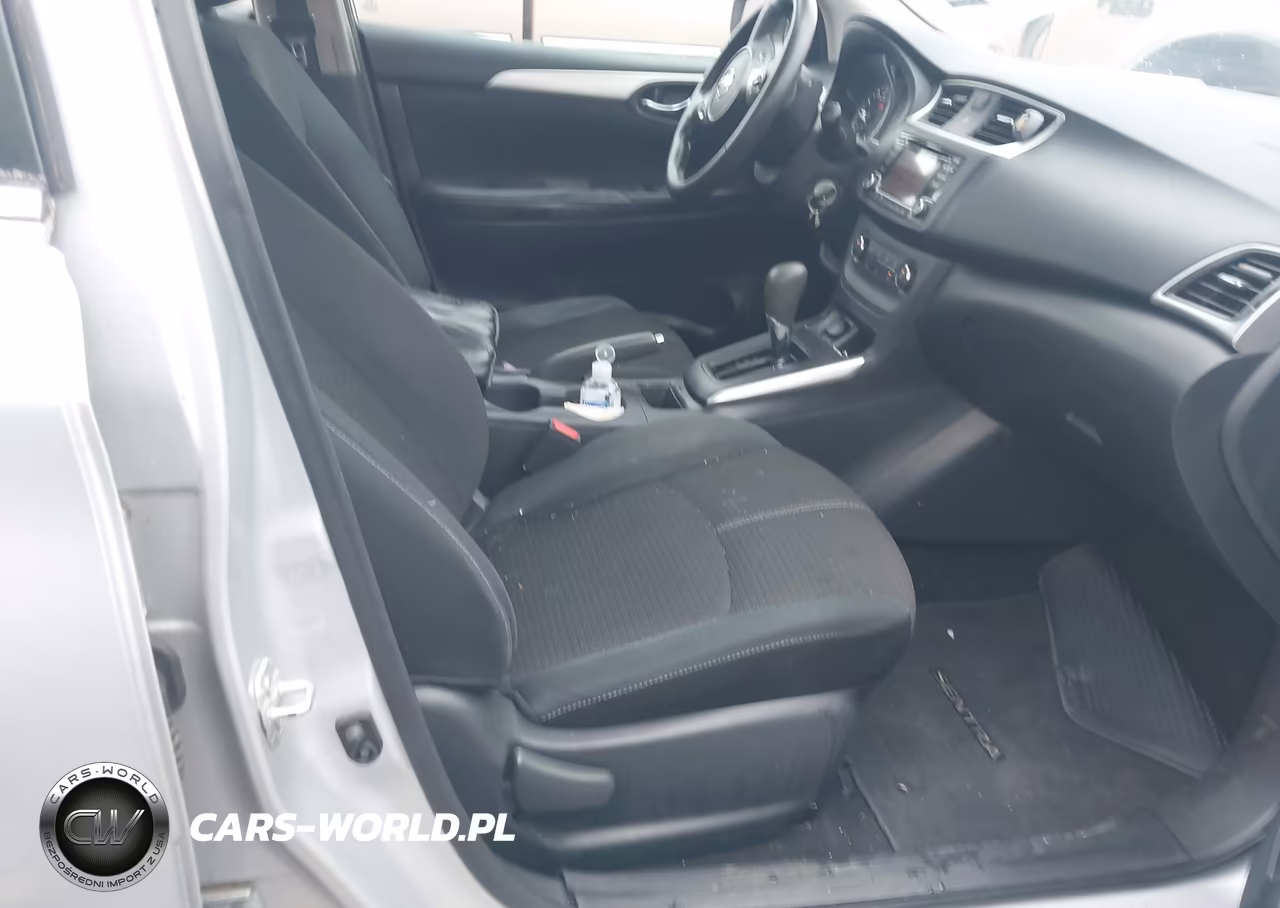 2018 Nissan Sentra S VIN:3N1AB7AP8JY281686 - 5