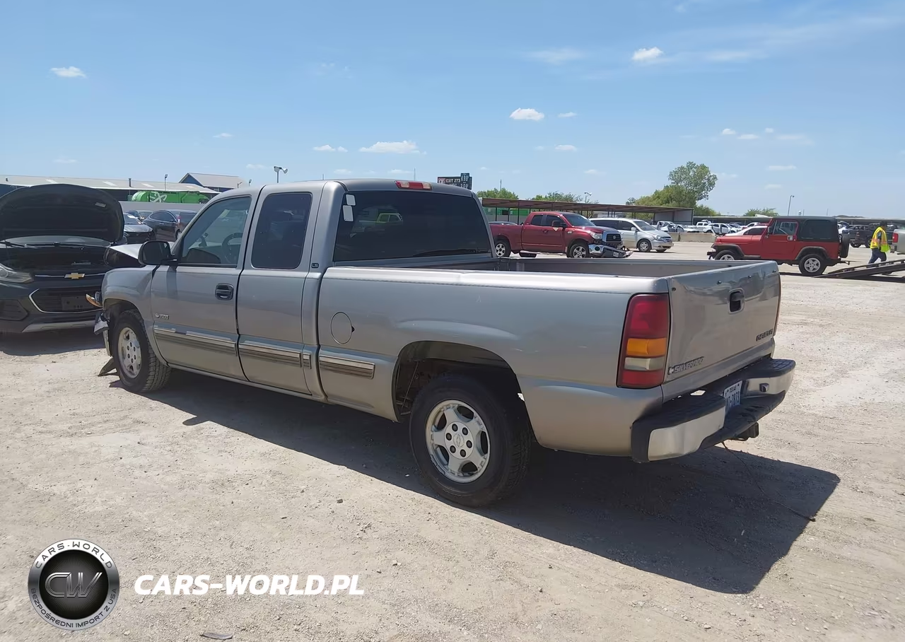 2001 Chevrolet Silverado 1500 Ls VIN:2GCEC19V211183179 - 3