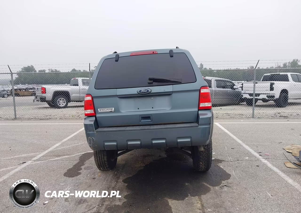 2011 Ford Escape Xlt VIN:1FMCU0D70BKA28859 - 17