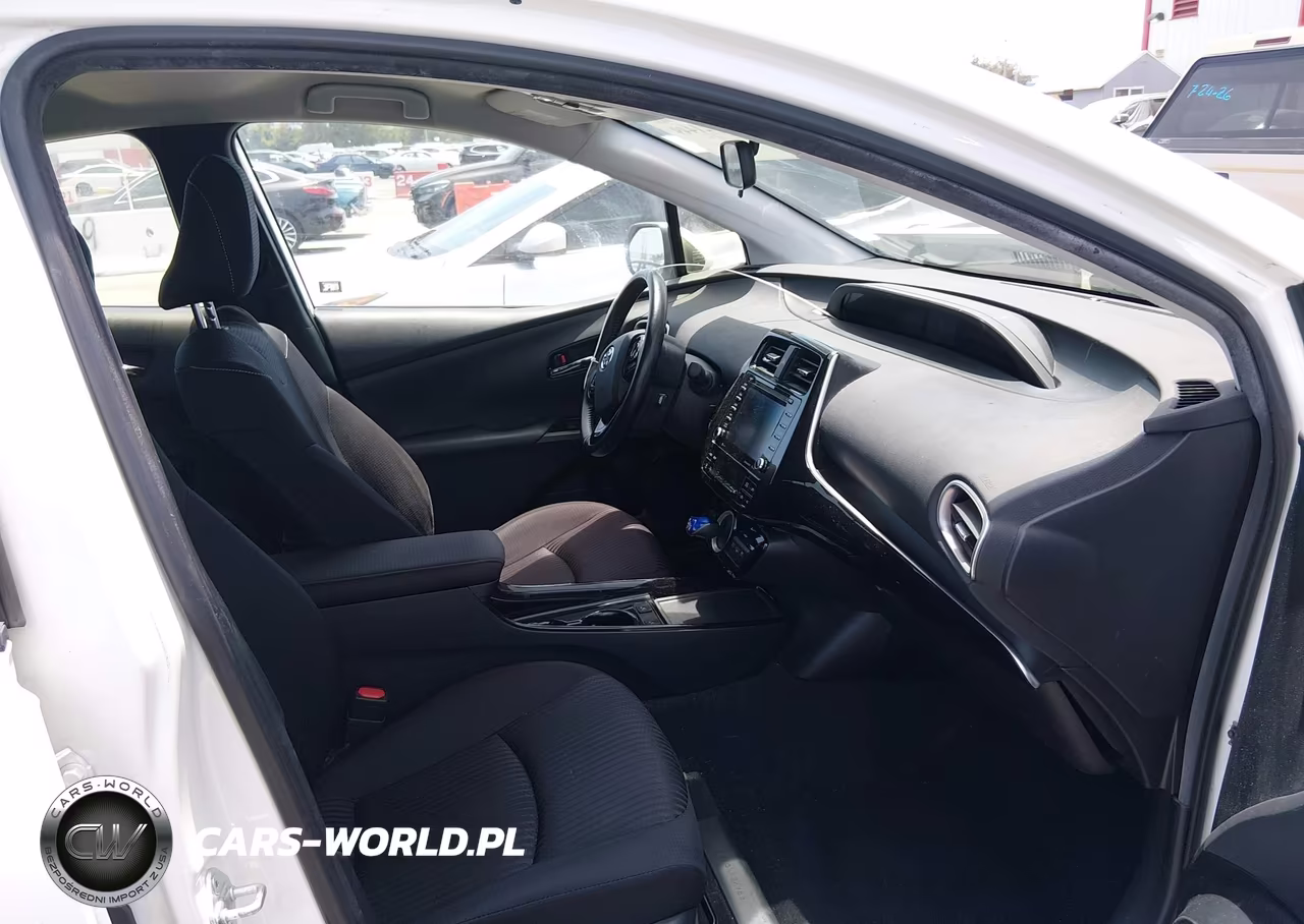 2021 Toyota Prius Prime Le VIN:JTDKAMFP3M3168849 - 5