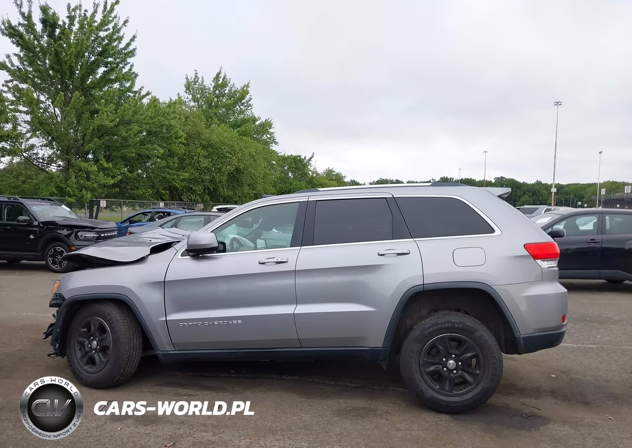 2016 Jeep Grand Cherokee Laredo VIN:1C4RJFAG1GC420393 - 14