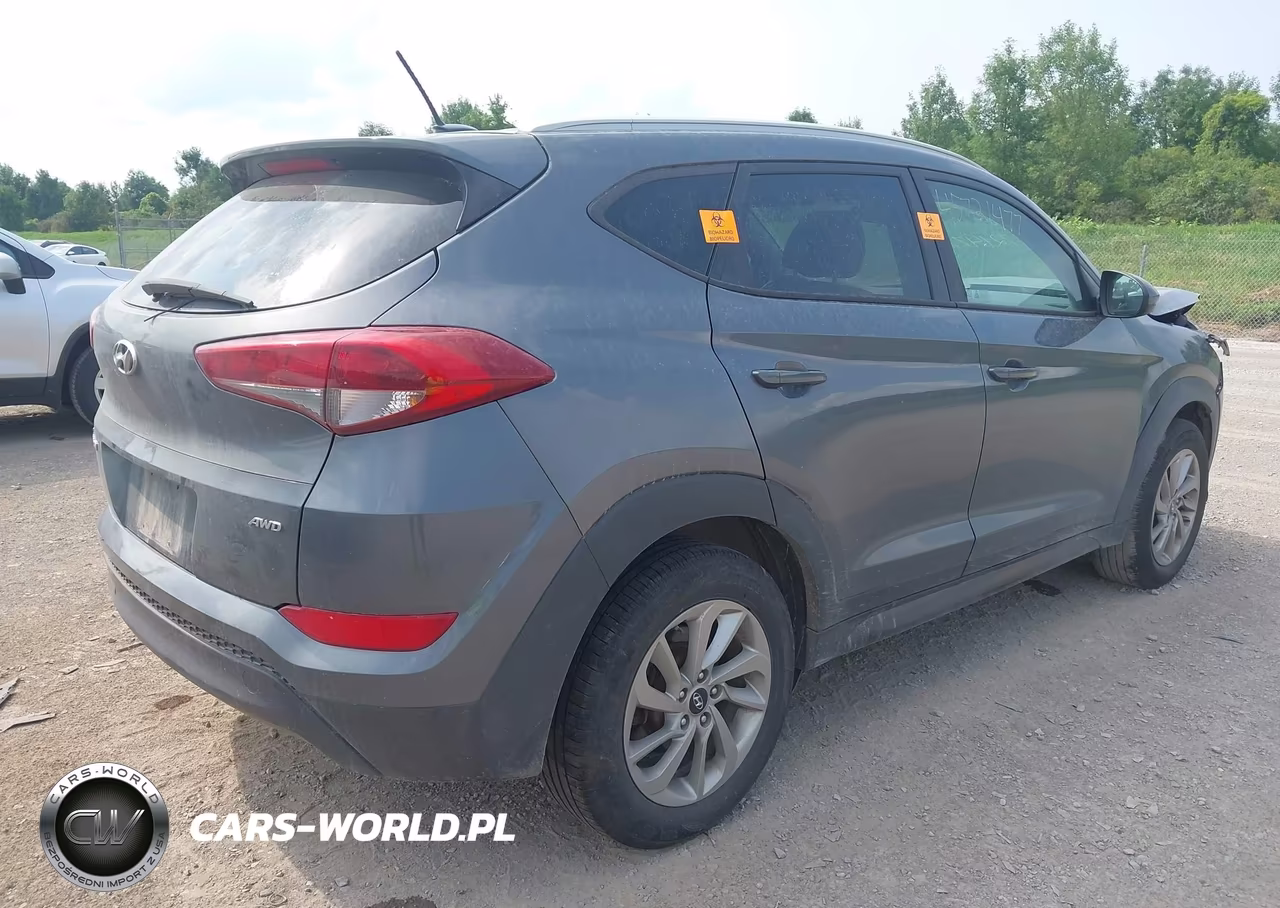 2016 Hyundai Tucson Se VIN:KM8J3CA49GU074014 - 4