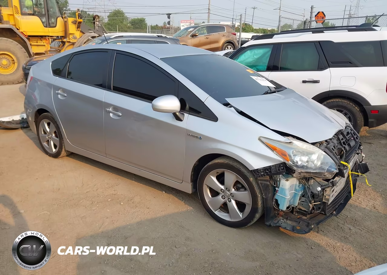 2010 Toyota Prius V – zdjęcie 1 z 17