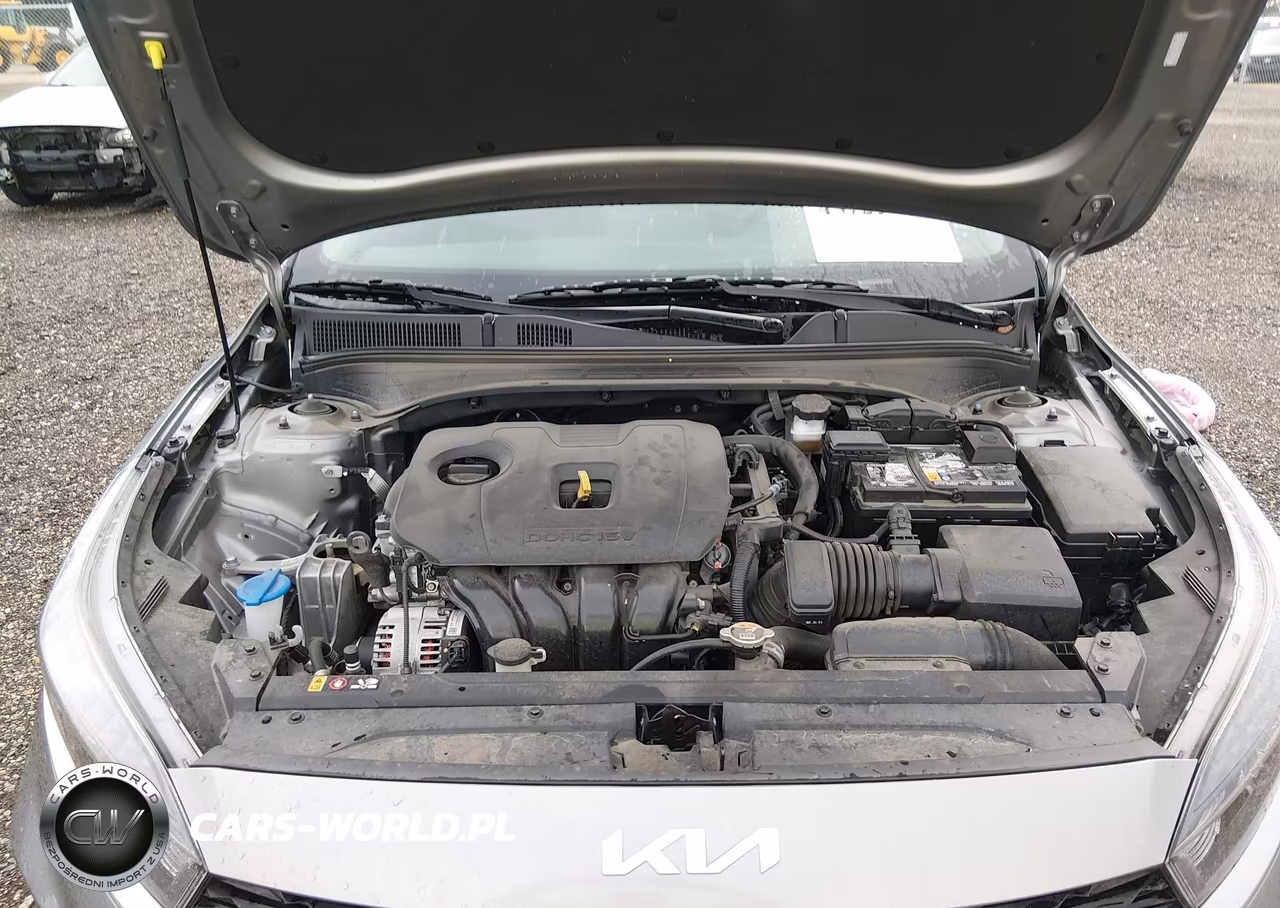 2024 Kia Forte Lxs VIN:3KPF24ADXRE807272 - 10