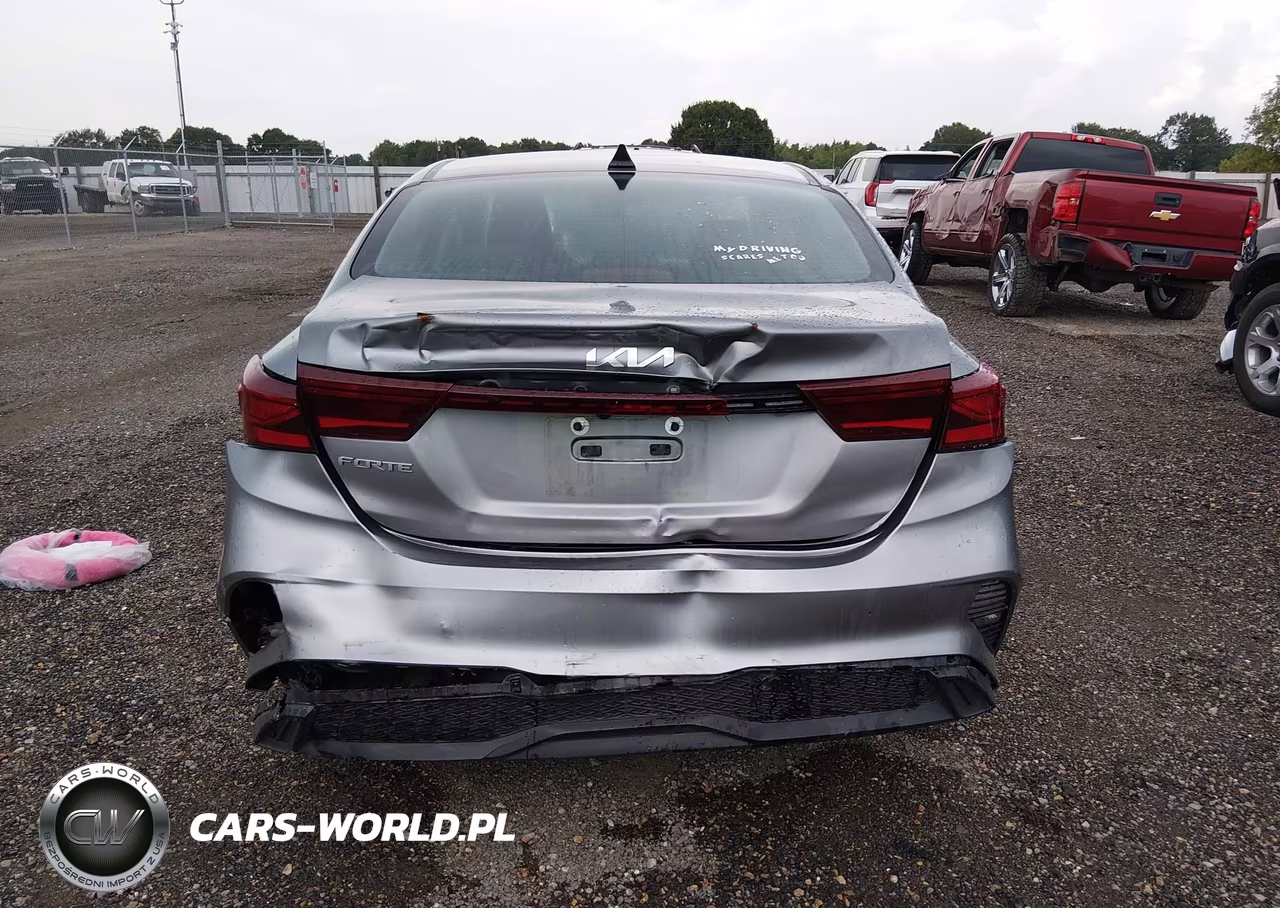 2024 Kia Forte Lxs VIN:3KPF24ADXRE807272 - 16