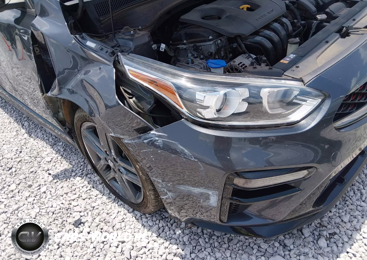 2020 Kia Forte Gt-Line VIN:3KPF34AD9LE251332 - 6