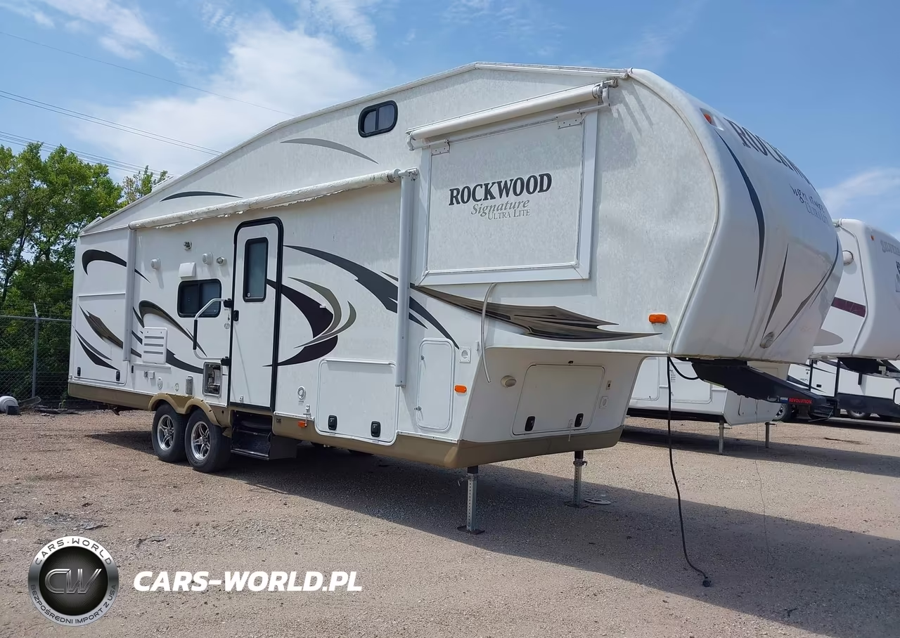 2013 Forest River Rockwood Signature Ultra Lite 5Th Whl Travel Trailer