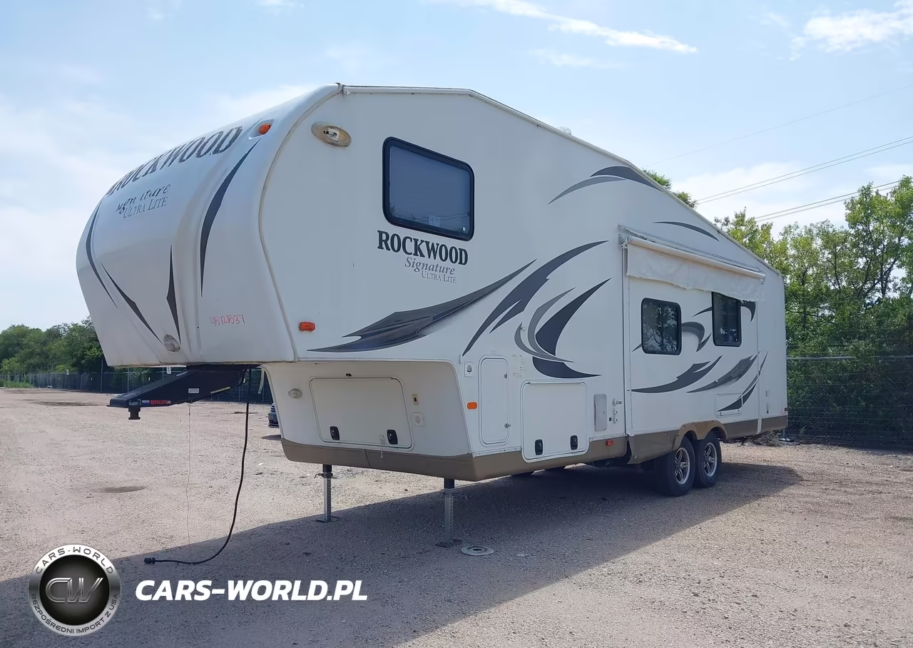 2013 Forest River Rockwood Signature Ultra Lite 5Th Whl Travel Trailer VIN:4X4FRLD2XD1846384 - 2