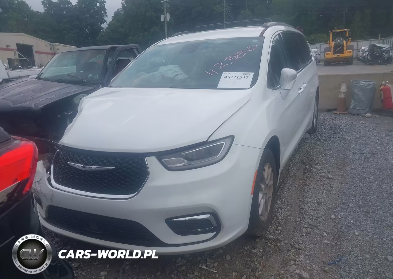 2022 Chrysler Pacifica Touring L VIN:2C4RC1BG8NR112380 - 2