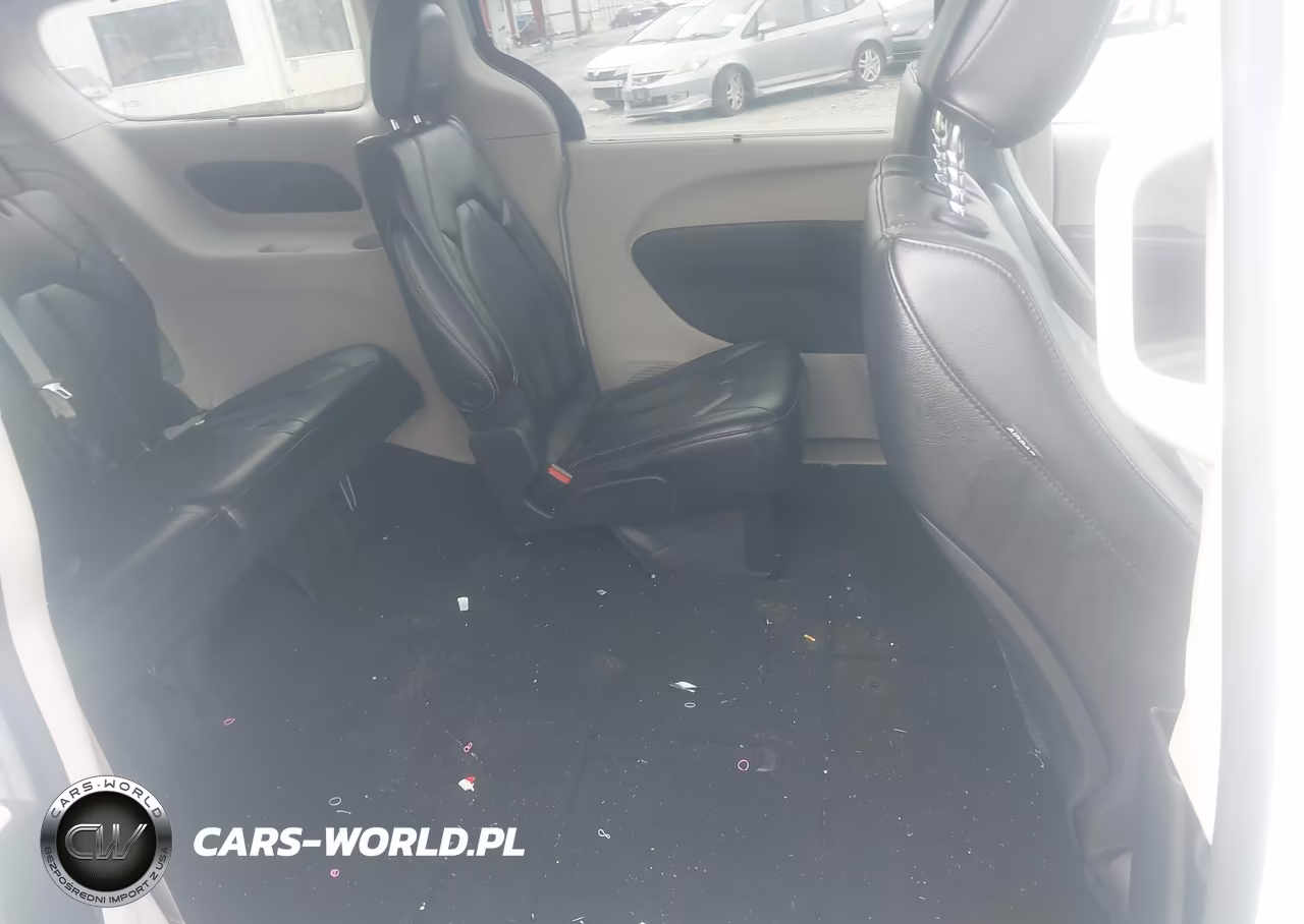 2022 Chrysler Pacifica Touring L VIN:2C4RC1BG8NR112380 - 8