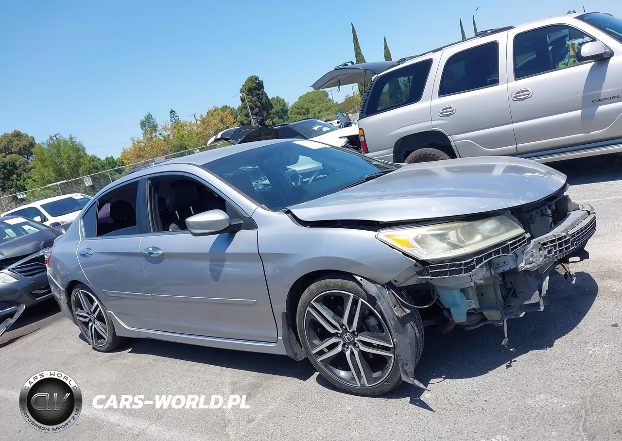 2016 Honda Accord Sport VIN:1HGCR2F57GA180567 - 14