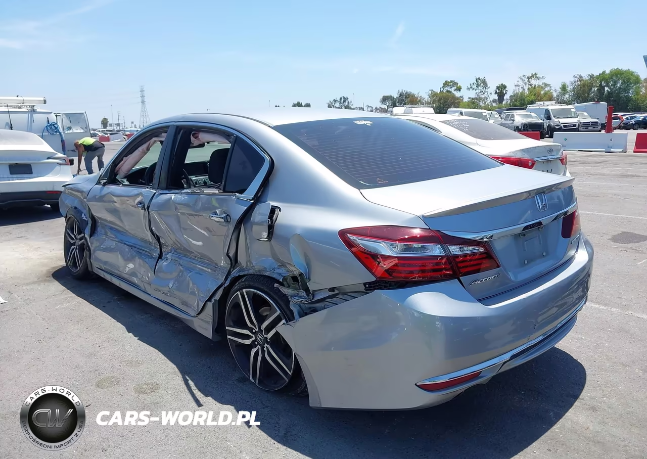 2016 Honda Accord Sport VIN:1HGCR2F57GA180567 - 3