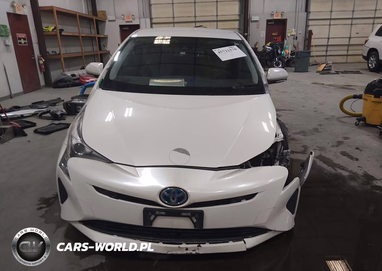 2018 Toyota Prius Two VIN:JTDKBRFU1J3078014 - 13