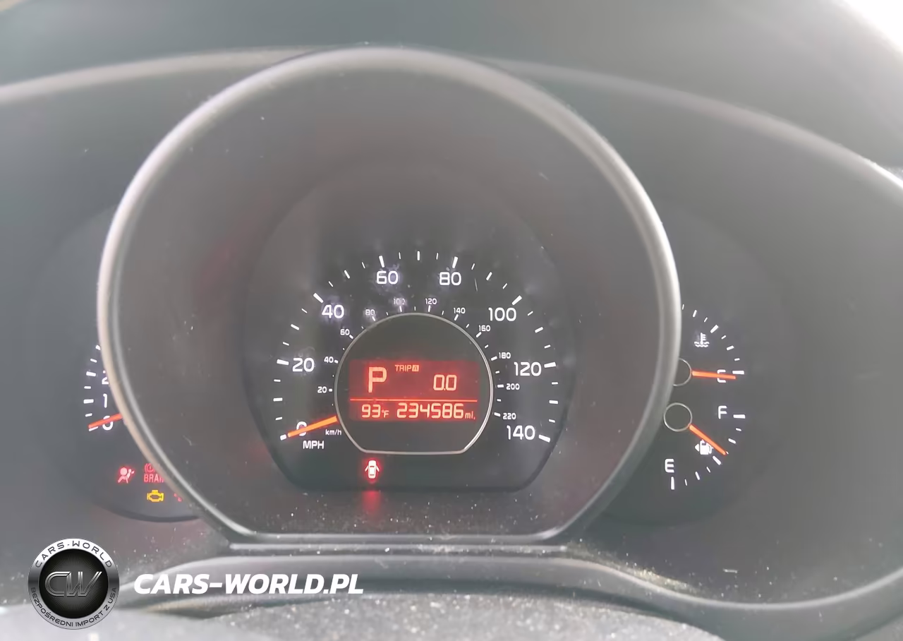 2014 Kia Soul VIN:KNDJN2A2XE7048119 - 7