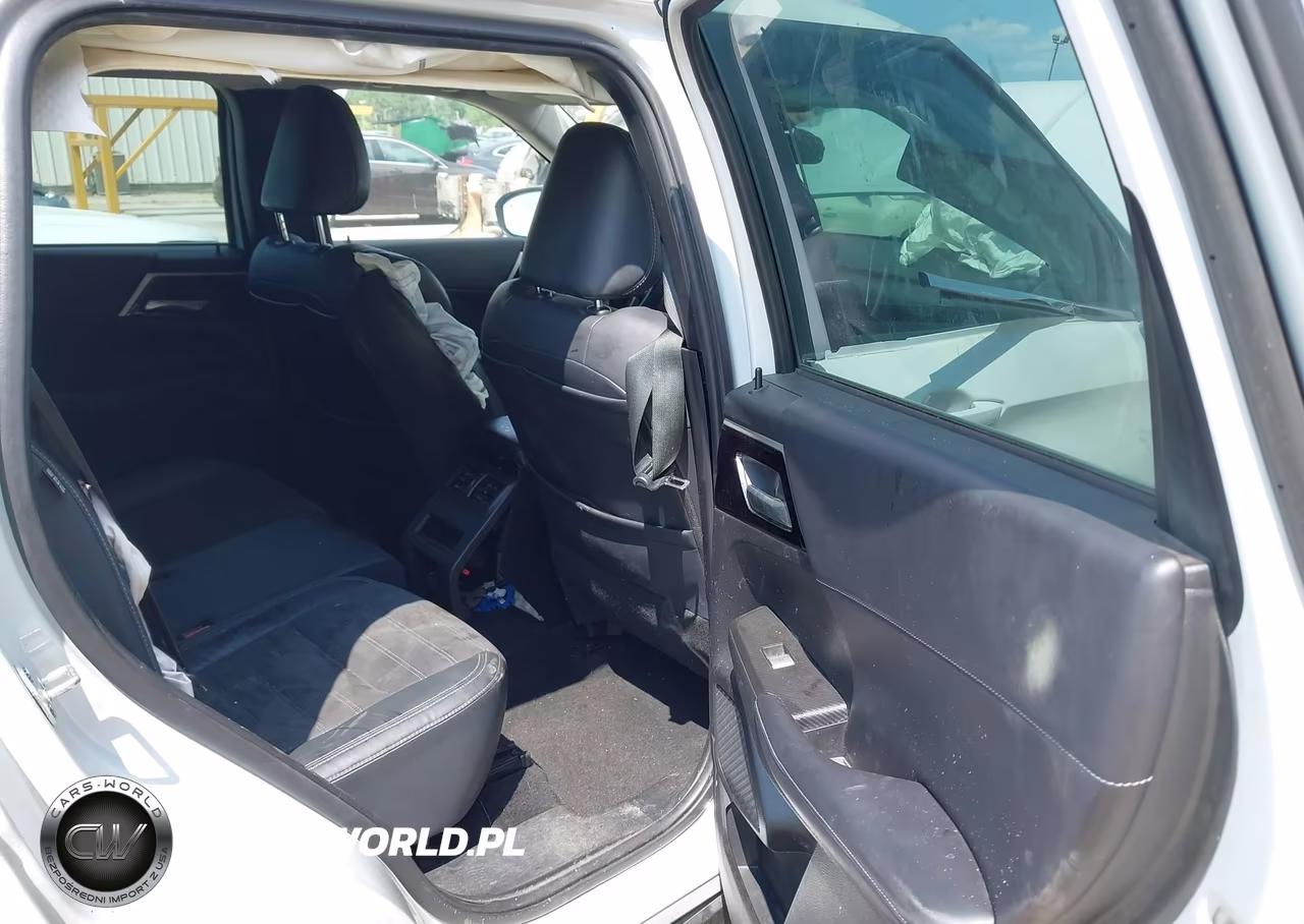 2022 Mitsubishi Outlander Black Edition S-Awc-Se 2.5 S-Awc-Se Launch Edition S-Awc VIN:JA4J4UA83NZ086373 - 8