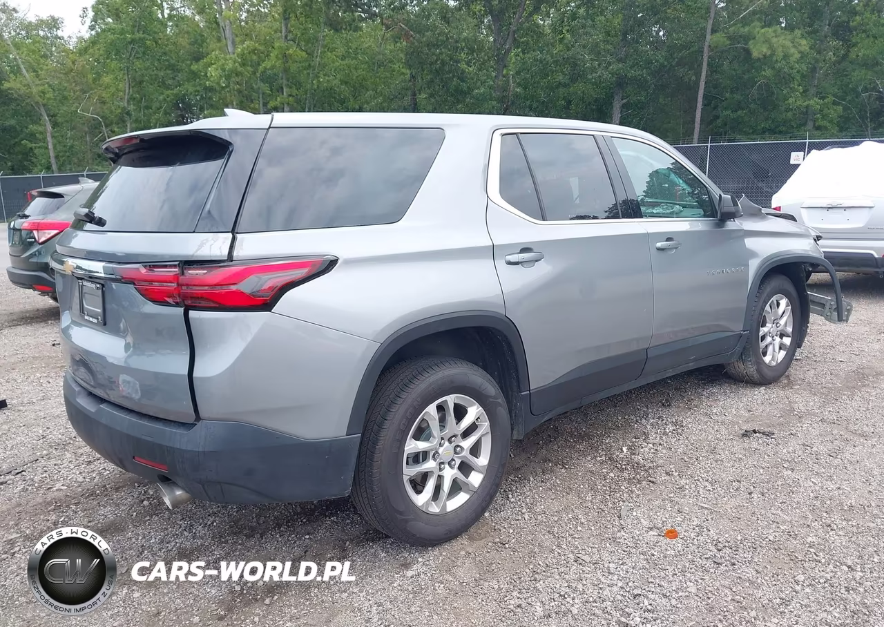 2023 Chevrolet Traverse Fwd Ls VIN:1GNERFKW8PJ103341 - 4
