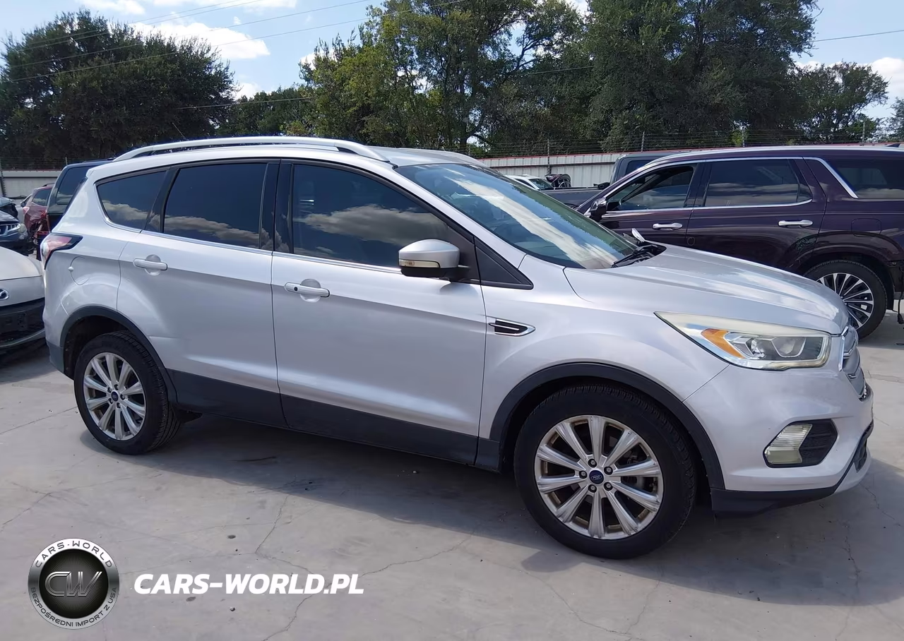 2017 Ford Escape Titanium VIN:1FMCU0JD0HUC84488 - 13