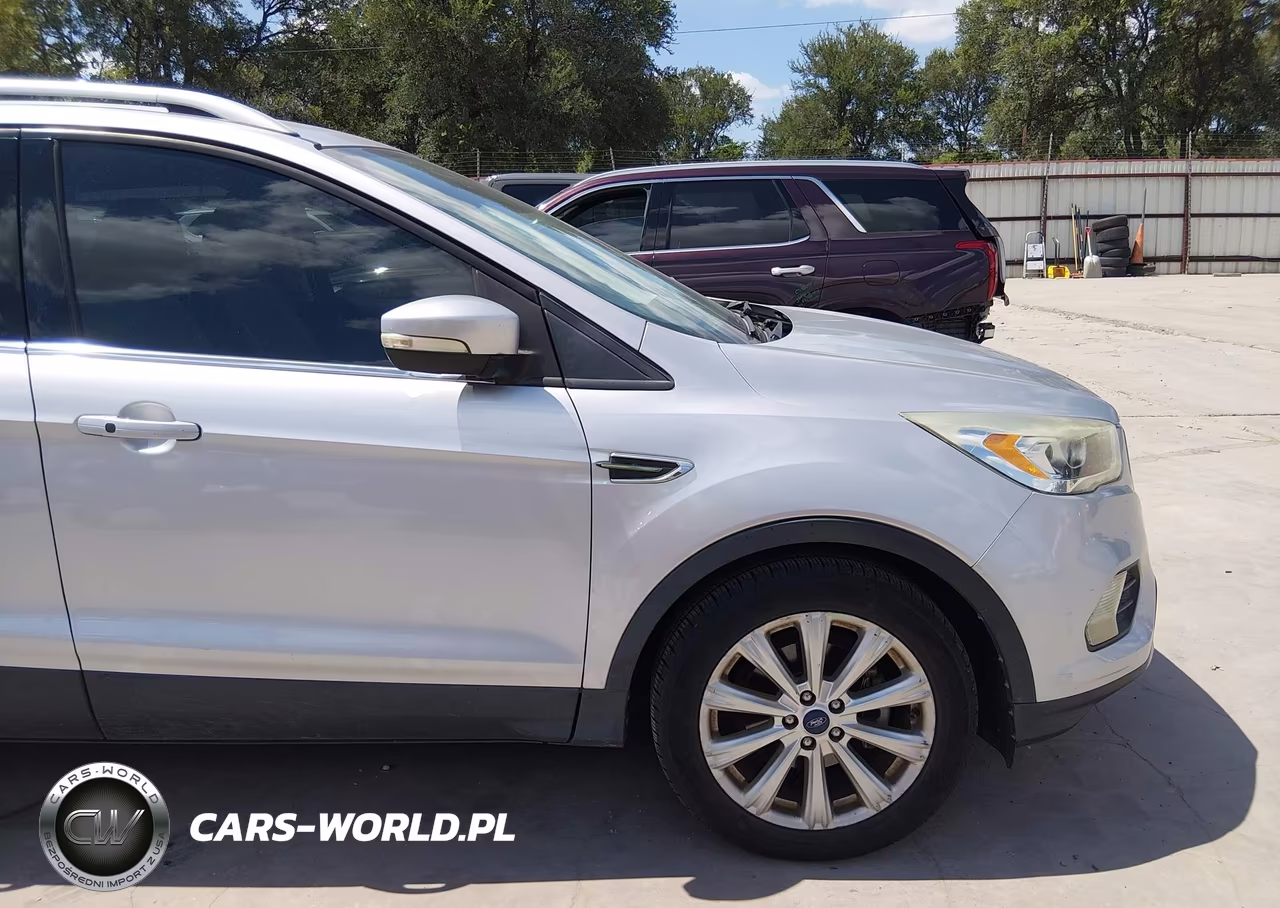 2017 Ford Escape Titanium VIN:1FMCU0JD0HUC84488 - 18