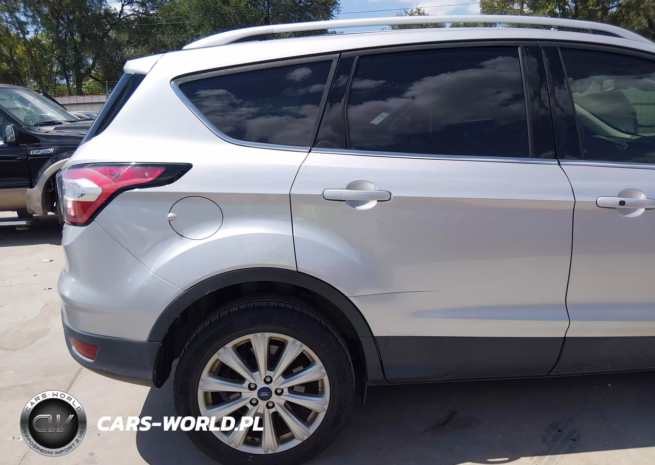 2017 Ford Escape Titanium VIN:1FMCU0JD0HUC84488 - 19