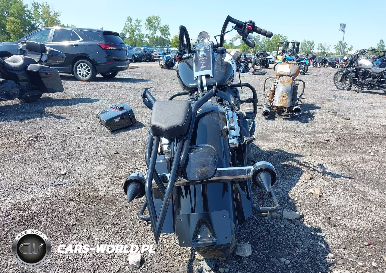 2010 Harley-Davidson Flhp VIN:1HD1FHM11AB672271 - 6