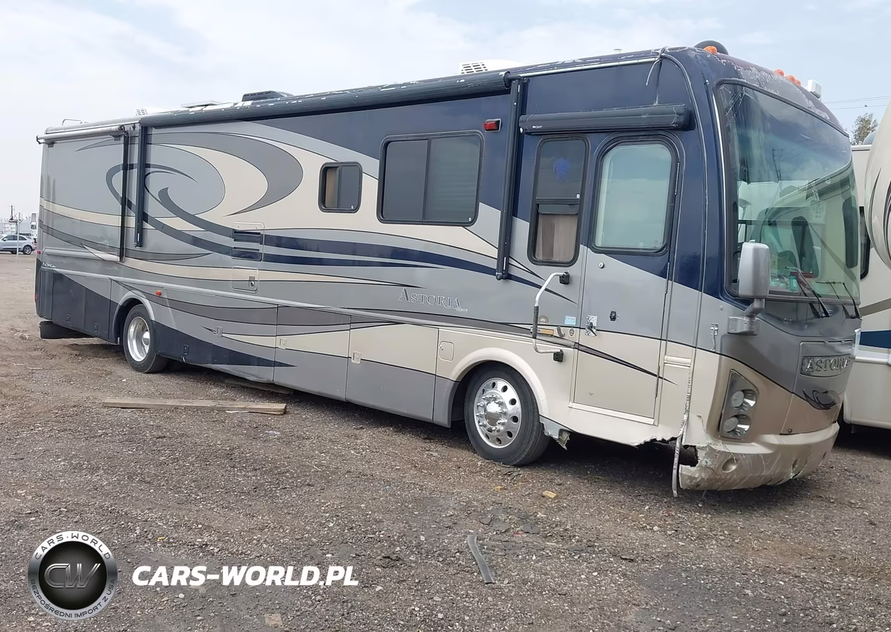 2007 Freightliner Chassis X Line Motor Home