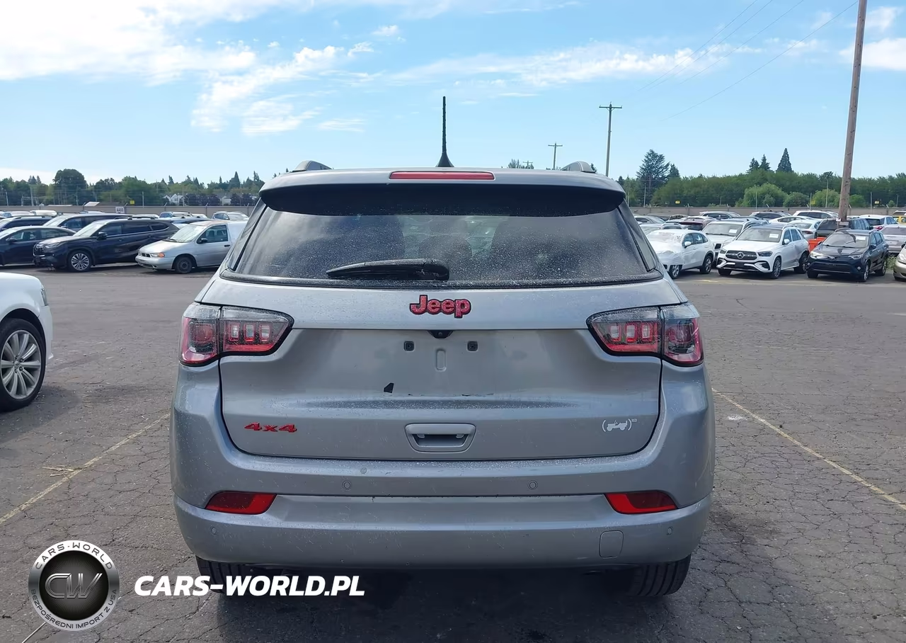 2023 Jeep Compass (Red) Edition 4X4 VIN:3C4NJDCN7PT543568 - 17
