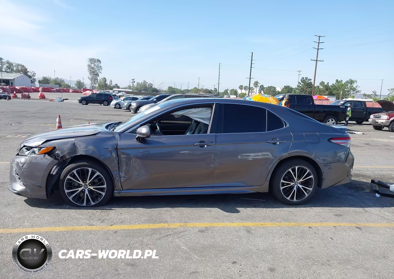 2018 Toyota Camry L-Le-Xle-Se-Xse VIN:4T1B11HK5JU540340 - 14