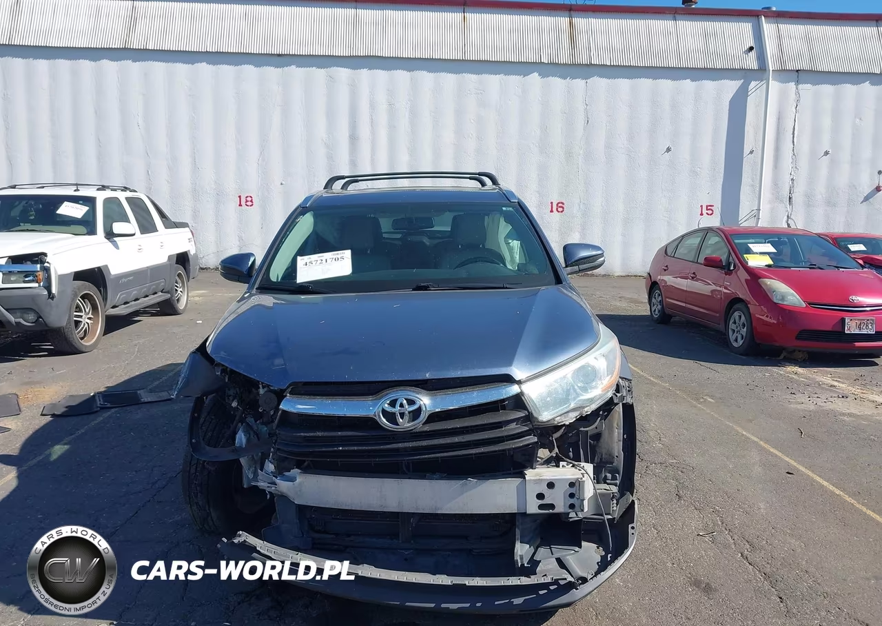 2015 Toyota Highlander Xle V6 VIN:5TDJKRFH3FS147578 - 13