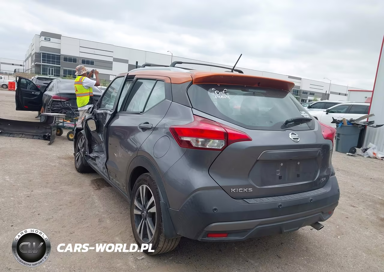 2020 Nissan Kicks Sr Xtronic Cvt VIN:3N1CP5DV7LL499286 - 3