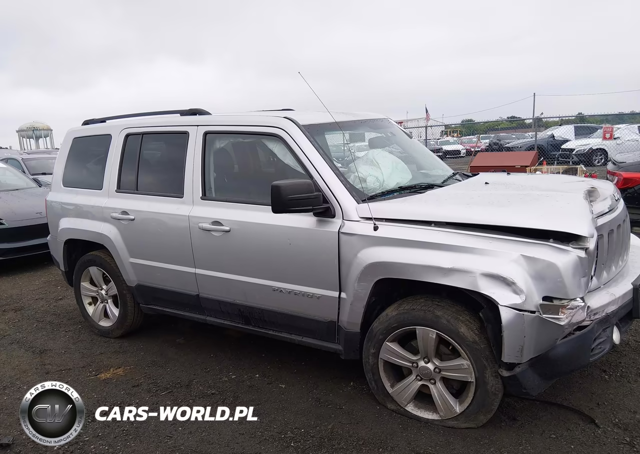 2013 Jeep Patriot Latitude VIN:1C4NJRFB7DD234439 - 12