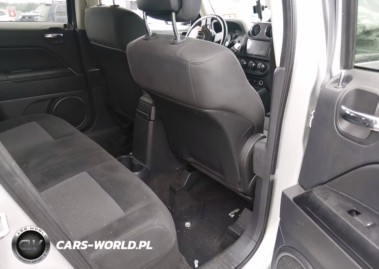 2013 Jeep Patriot Latitude VIN:1C4NJRFB7DD234439 - 8