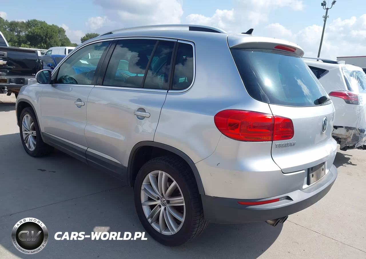 2013 Volkswagen Tiguan Se VIN:WVGAV3AX0DW596146 - 3