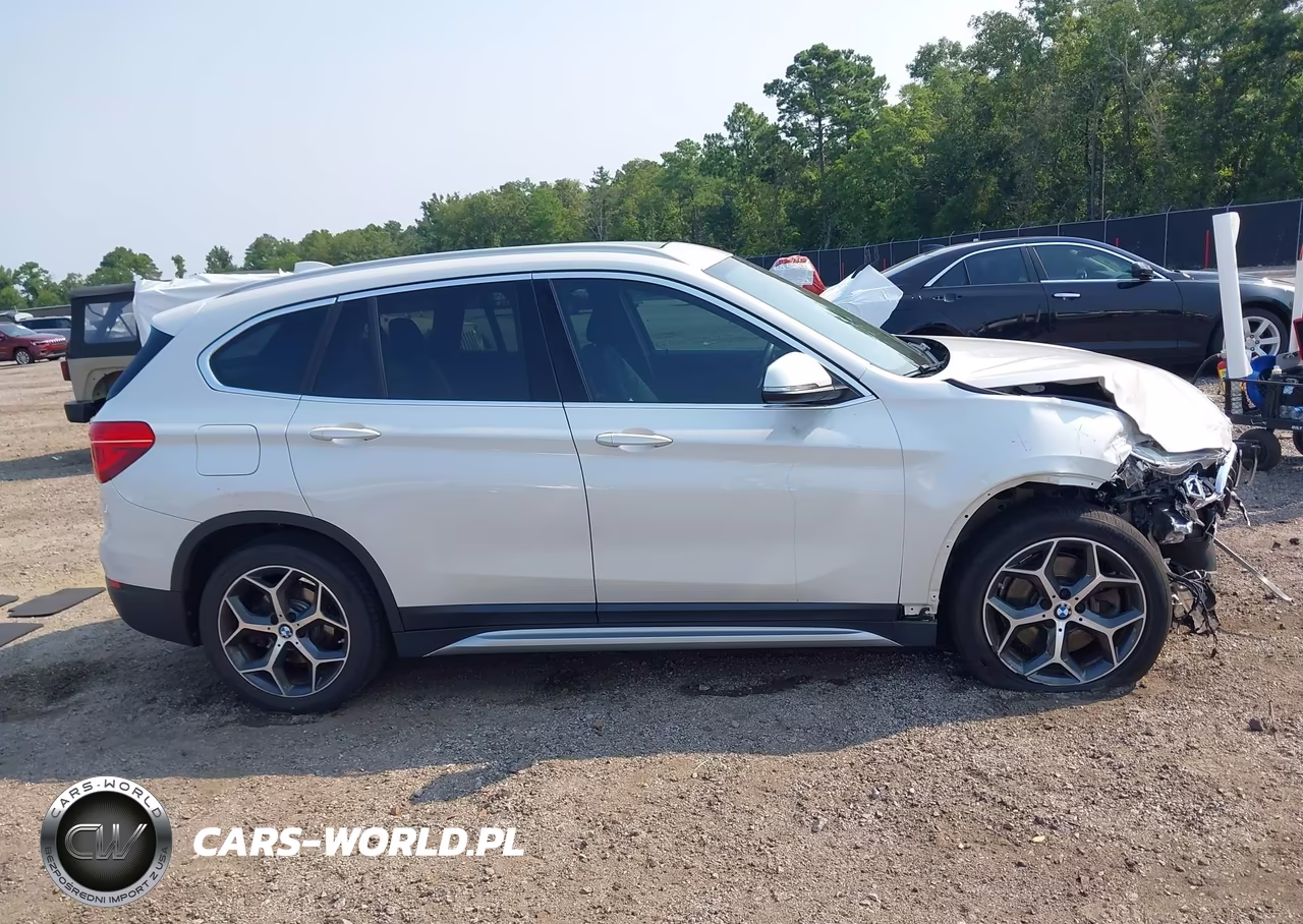 2019 BMW X1 Sdrive28I VIN:WBXHU7C58K5L11661 - 14