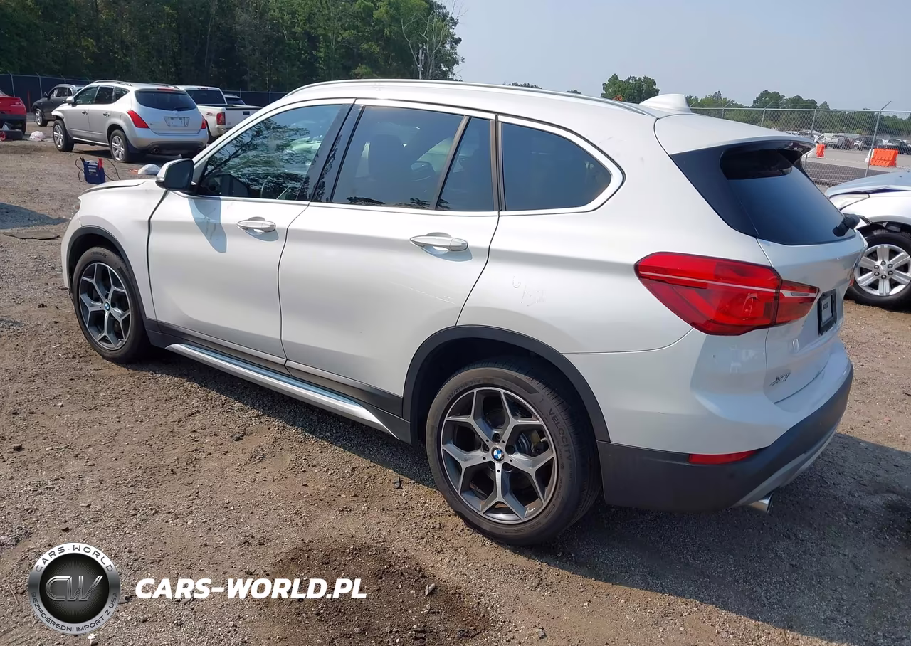 2019 BMW X1 Sdrive28I VIN:WBXHU7C58K5L11661 - 3
