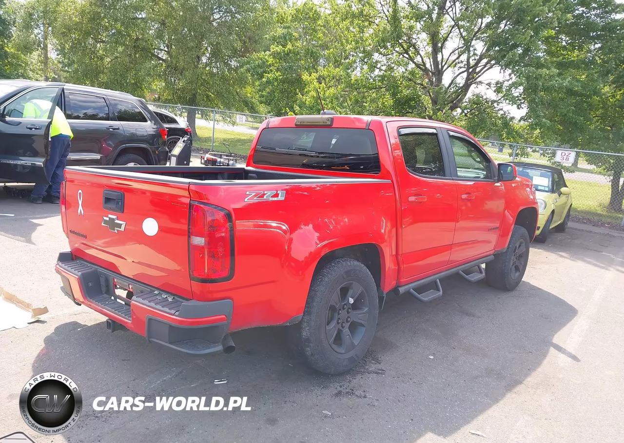 2015 Chevrolet Colorado Z71 VIN:1GCGTCE30F1205928 - 4