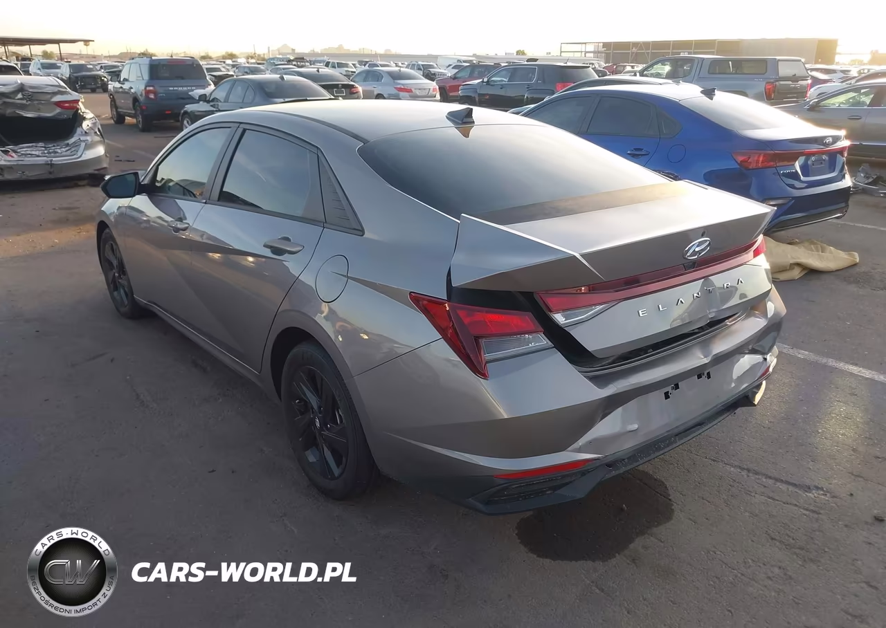 2021 Hyundai Elantra Sel VIN:KMHLM4AG8MU093090 - 3