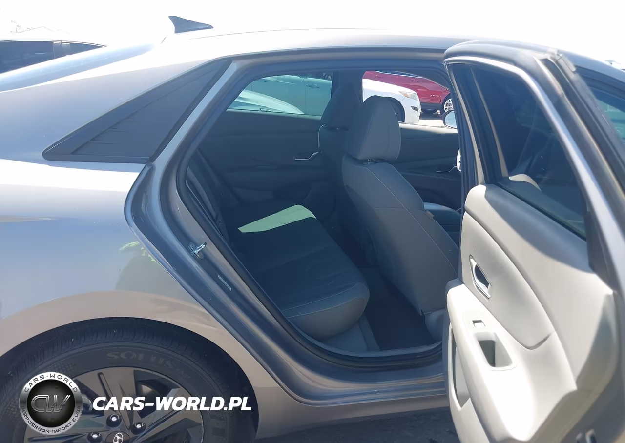 2021 Hyundai Elantra Sel VIN:KMHLM4AG8MU093090 - 8