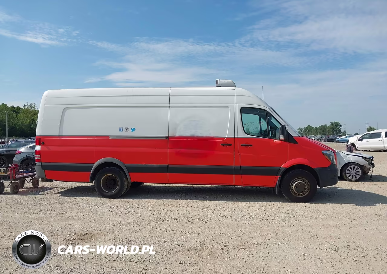 2015 Mercedes-Benz Sprinter 3500 High Roof VIN:WD3PF1CC2FP138965 - 13