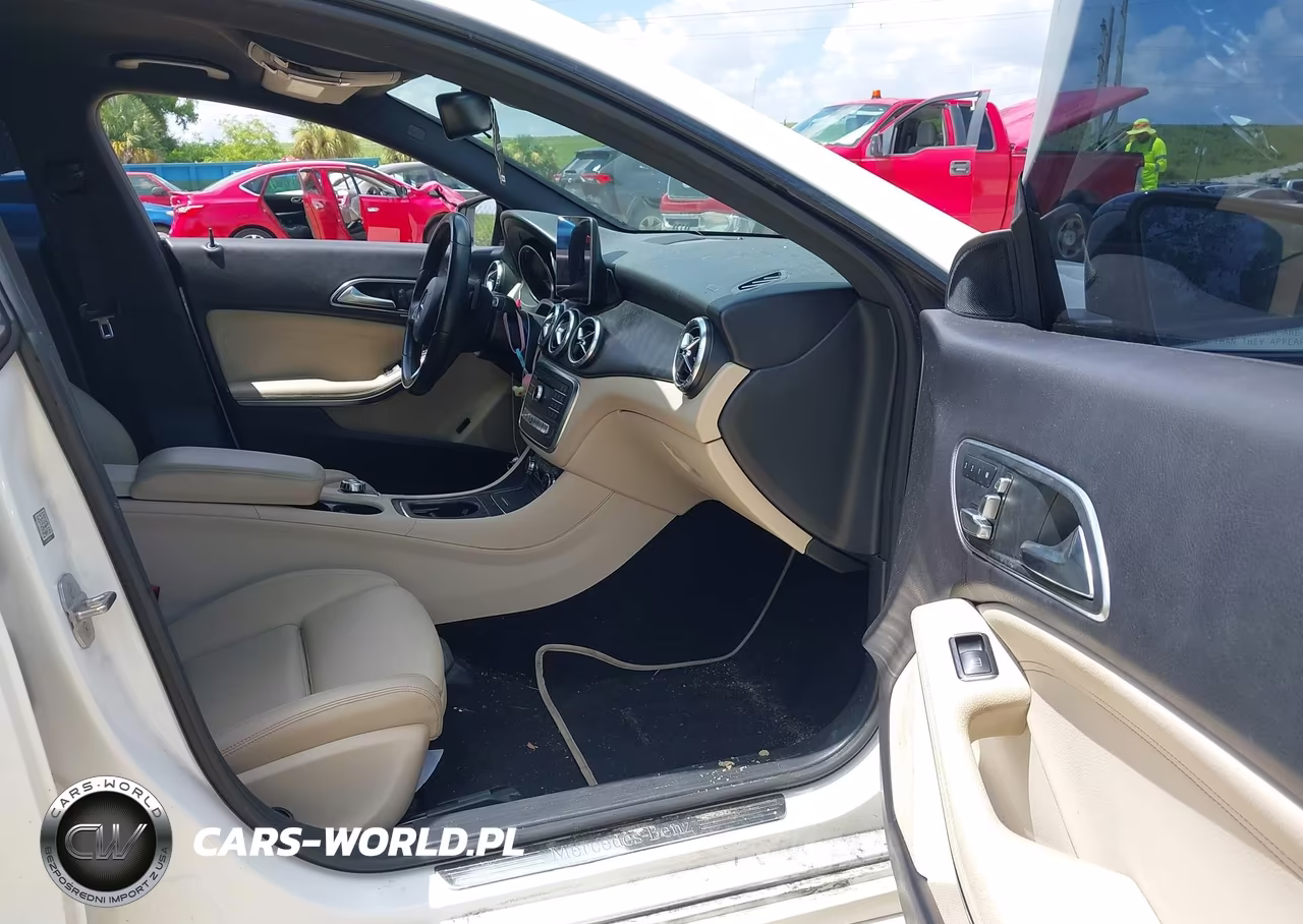 2018 Mercedes-Benz Cla 250 VIN:WDDSJ4EB7JN644872 - 5