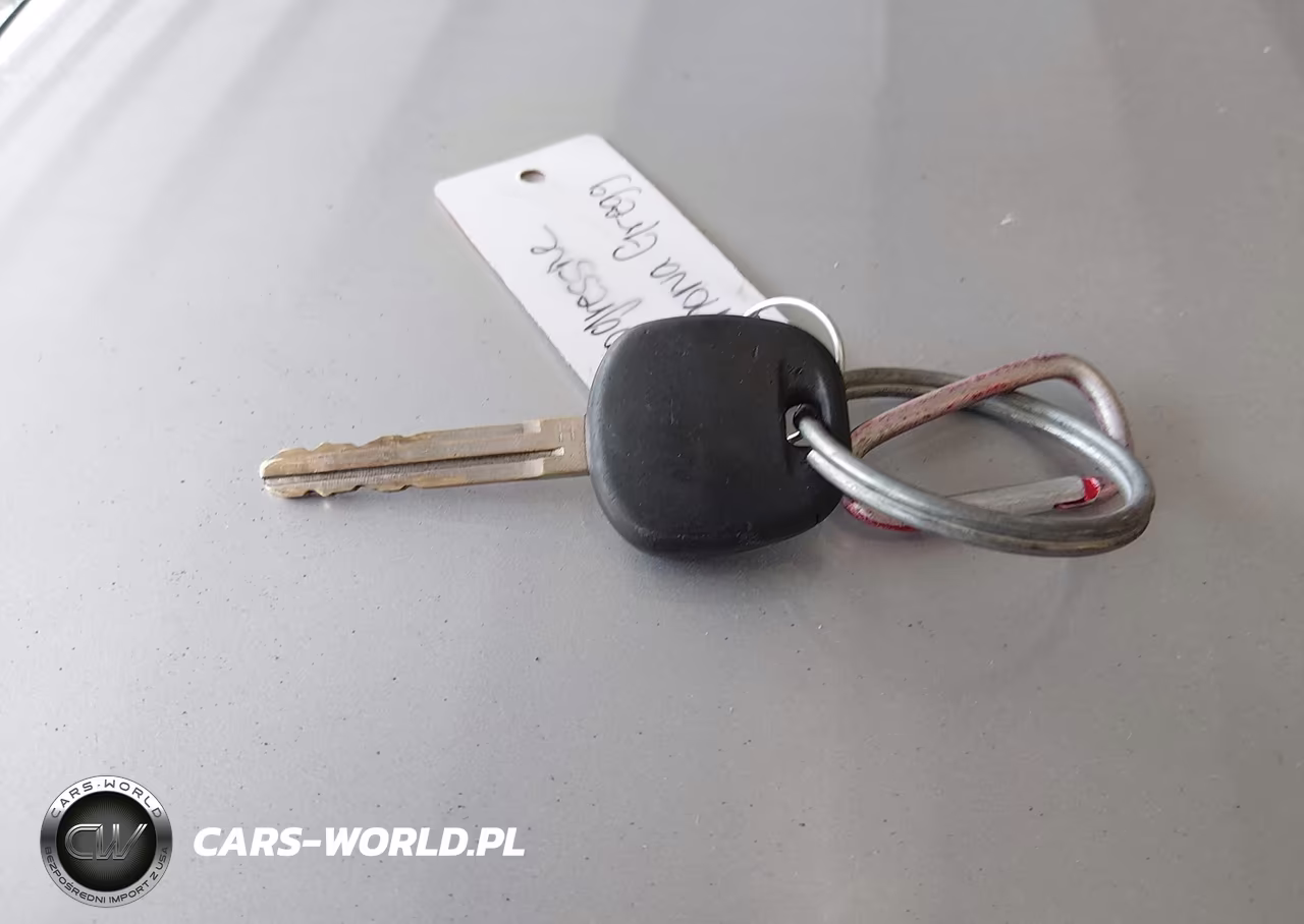 2020 Toyota Corolla L VIN:5YFDPRAE5LP136307 - 11