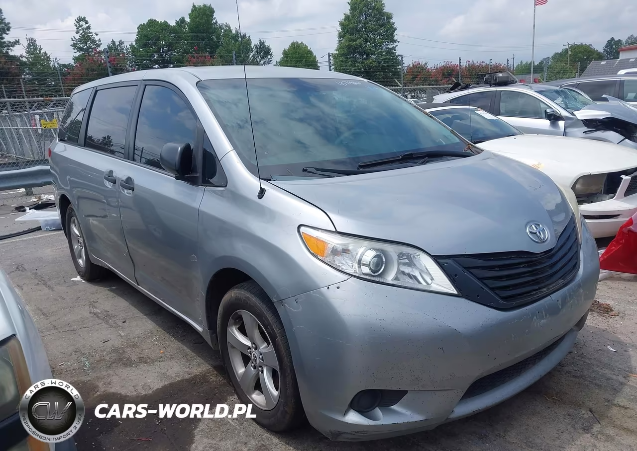 2011 Toyota Sienna VIN:5TDKA3DC1BS005154 - 13