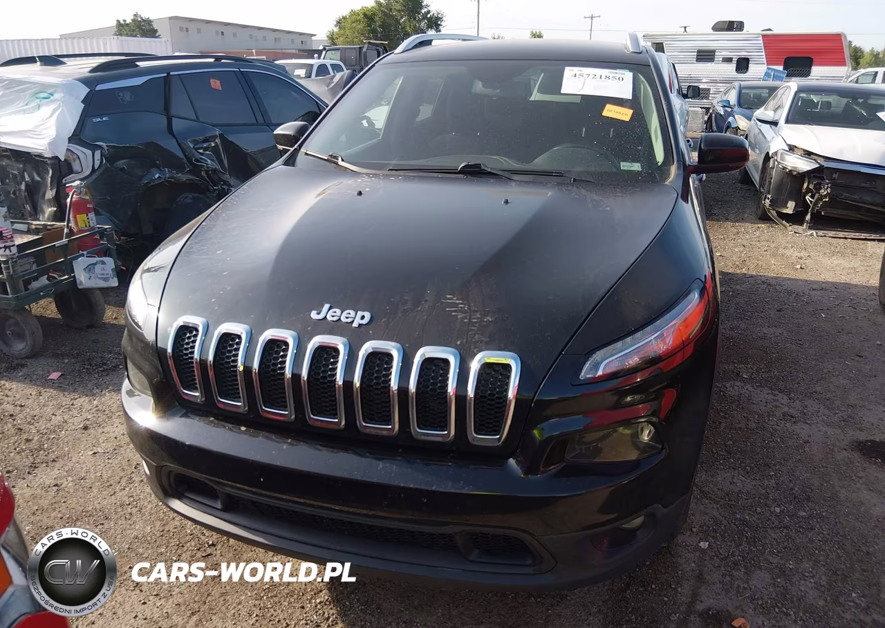 2017 Jeep Cherokee Latitude VIN:1C4PJMCS3HW648330 - 12
