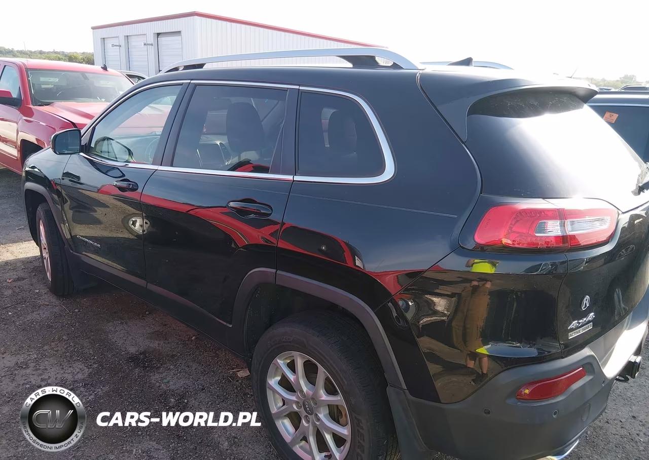2017 Jeep Cherokee Latitude VIN:1C4PJMCS3HW648330 - 14