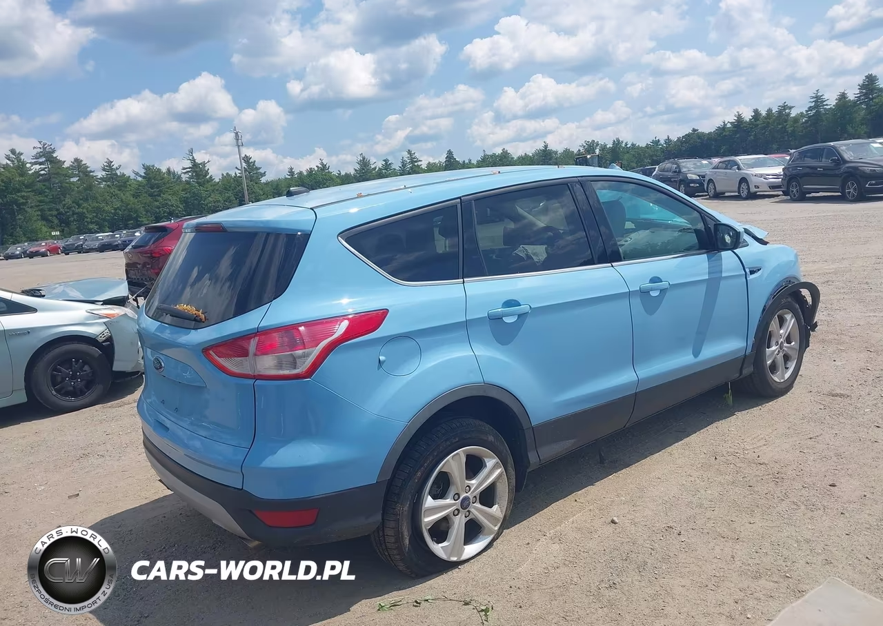 2015 Ford Escape Se VIN:1FMCU0G71FUB18754 - 4