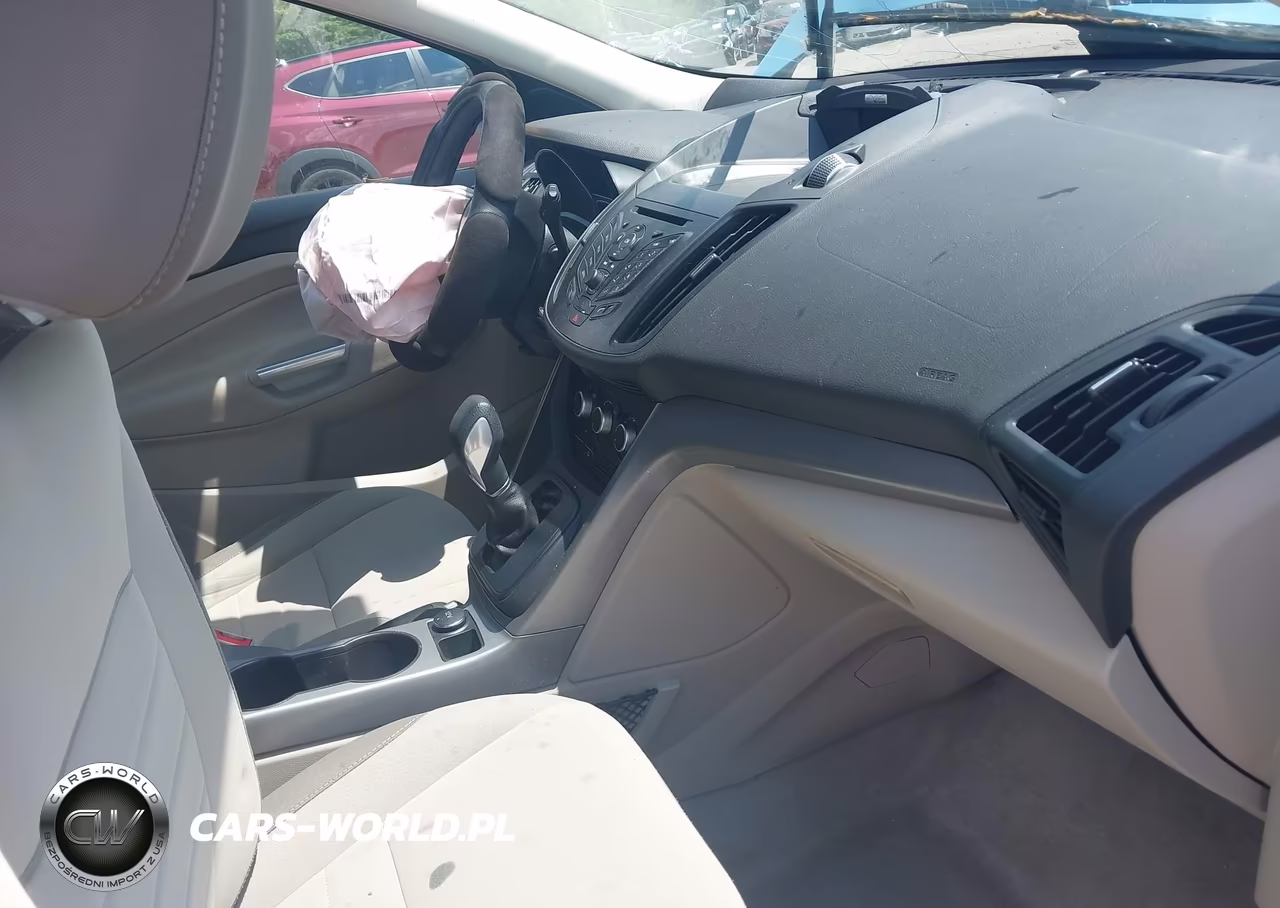 2015 Ford Escape Se VIN:1FMCU0G71FUB18754 - 5