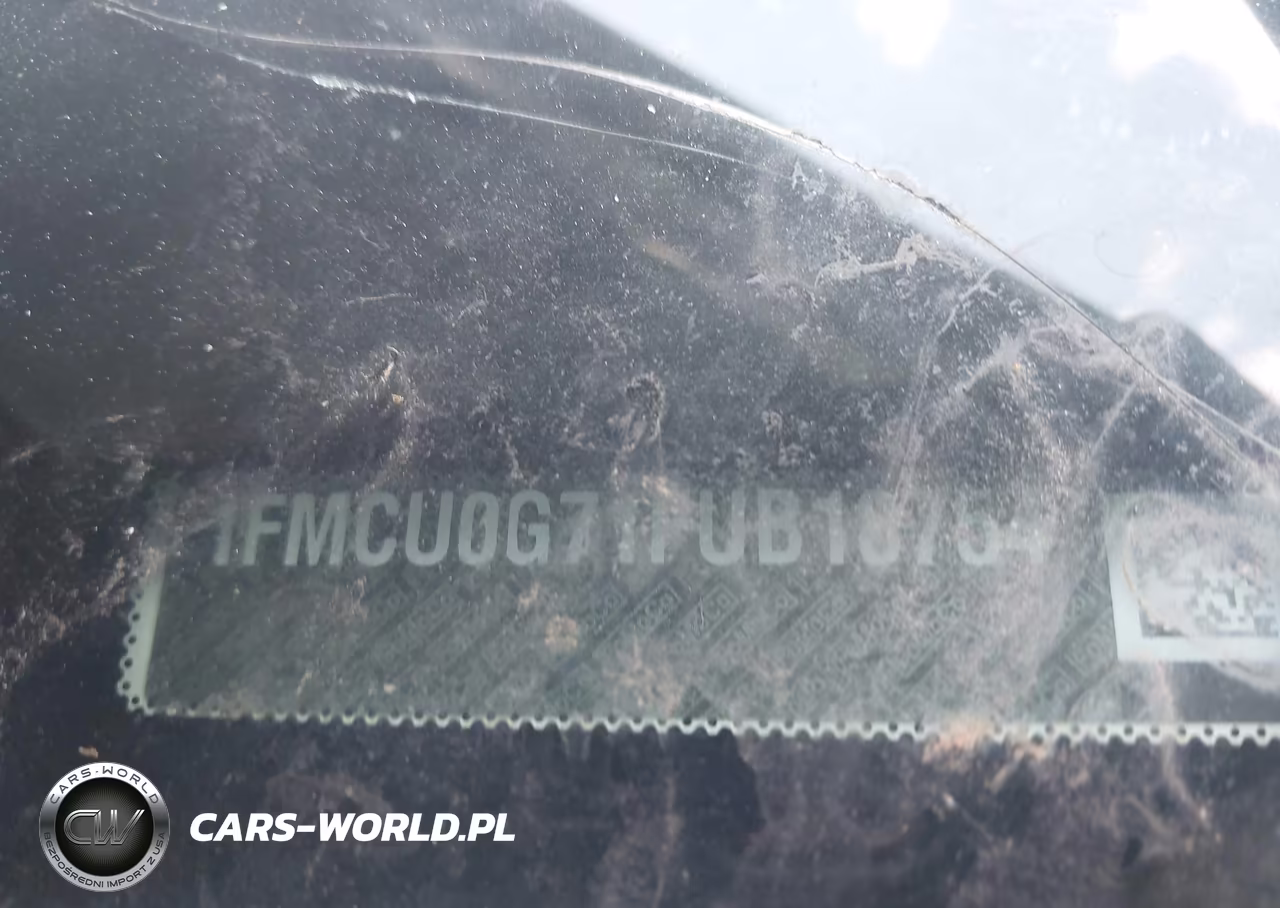 2015 Ford Escape Se VIN:1FMCU0G71FUB18754 - 9