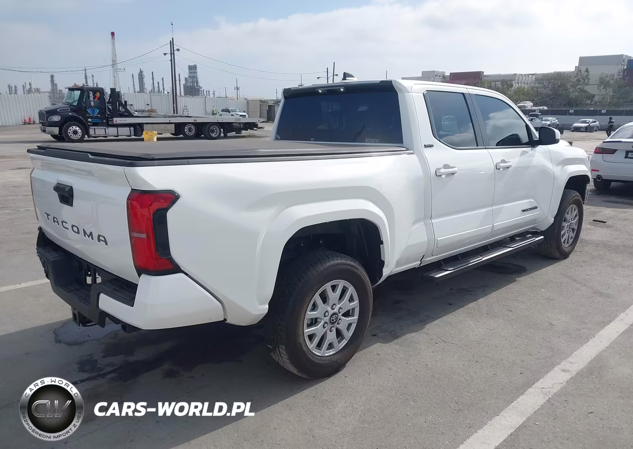 2025 Toyota Tacoma Sr5 VIN:3TMKB5FN3SM052032 - 4
