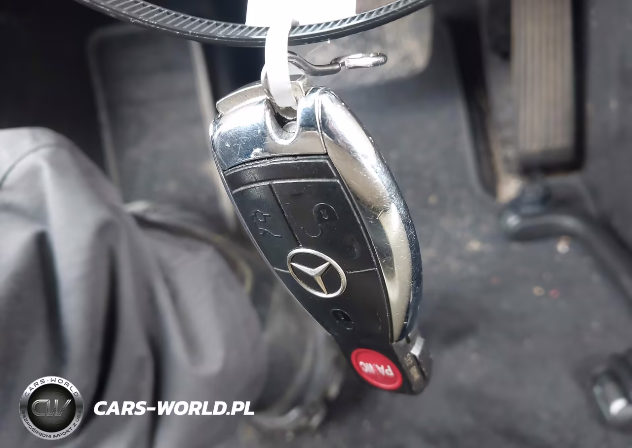 2007 Mercedes-Benz S 550 VIN:WDDNG71XX7A039906 - 11